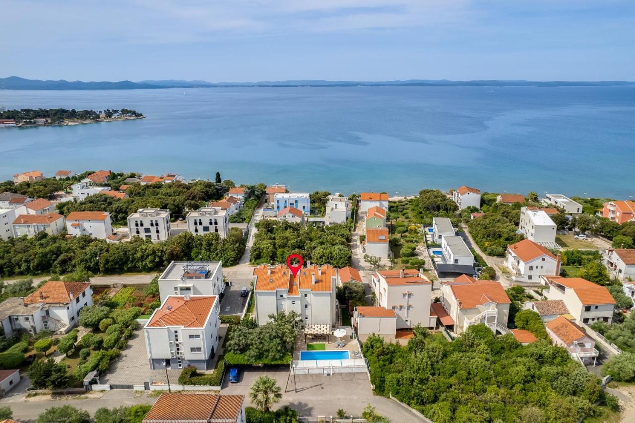 Villa Mirela Petrcane Eksteriør bilde